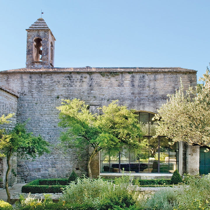 alexandre_lafourcade_architecture_abbaye_pierredon_apilles_provence_02