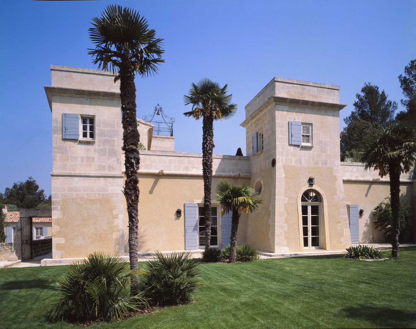 Le Grand Clos: a 17th-century bastide restored by Lafourcade Architecture.