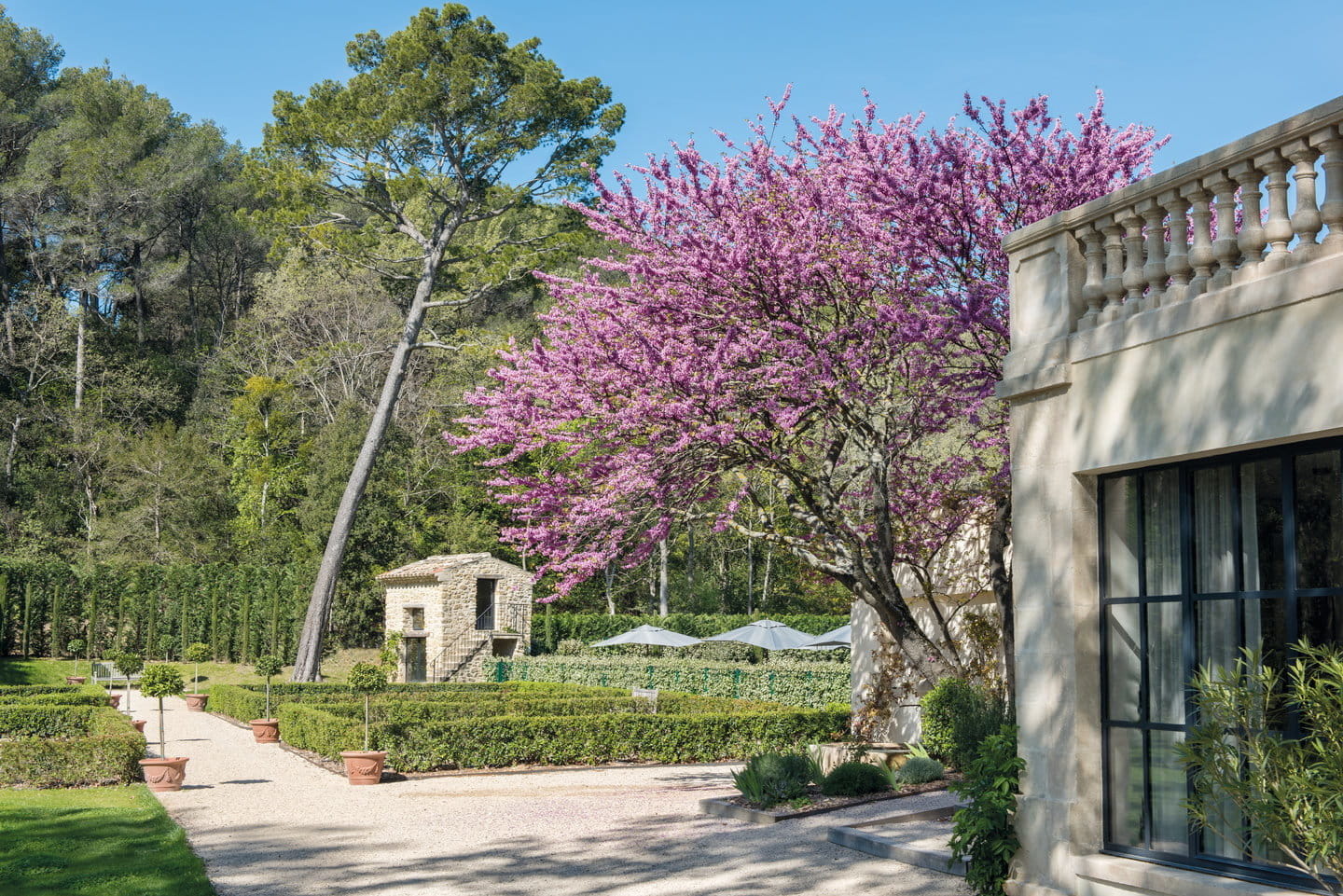 Conversion of the Domaine de Fontenille into a five-star Hotel 