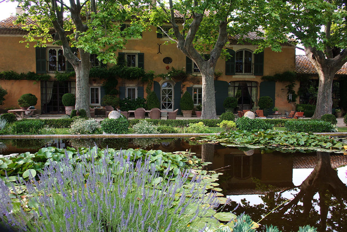 alexandre_lafourcade_architecture _confines_jardin_mas_alpilles_provence_001