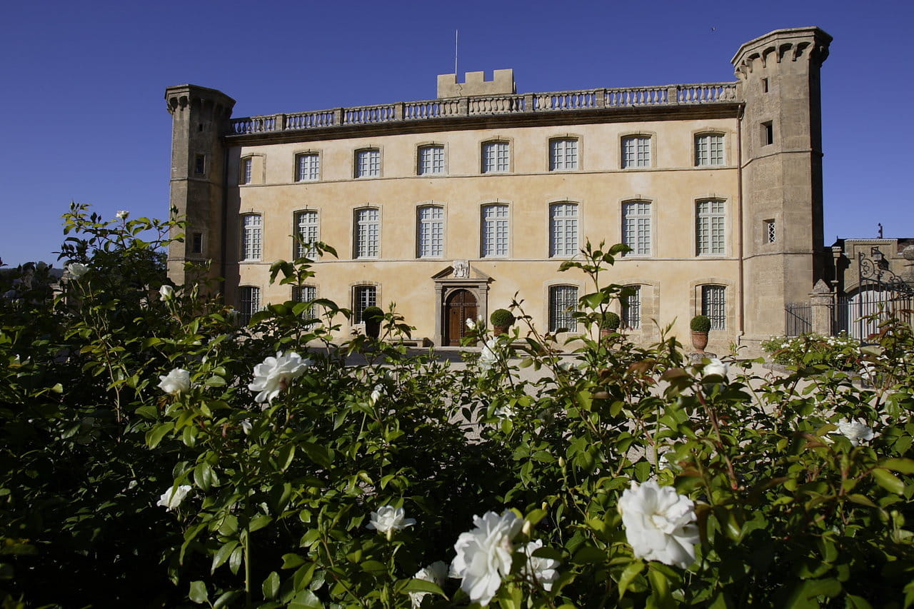 alexandre_lafourcade_architecture_villa_baulieu_chateau_hotel_provence_005