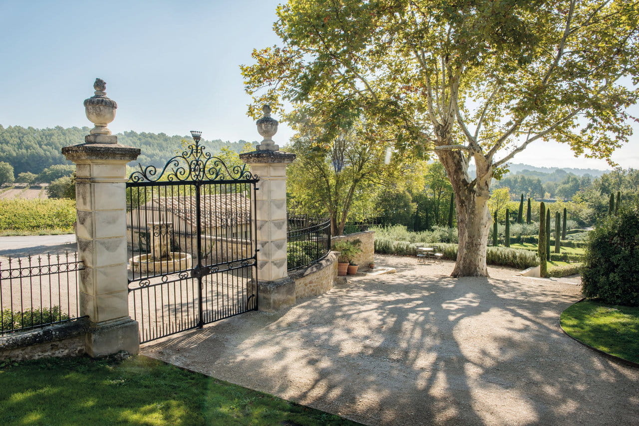 alexandre_lafourcade_architecture_domaine_fontenille_viticole_bastide_hotel_luberon_provence_003